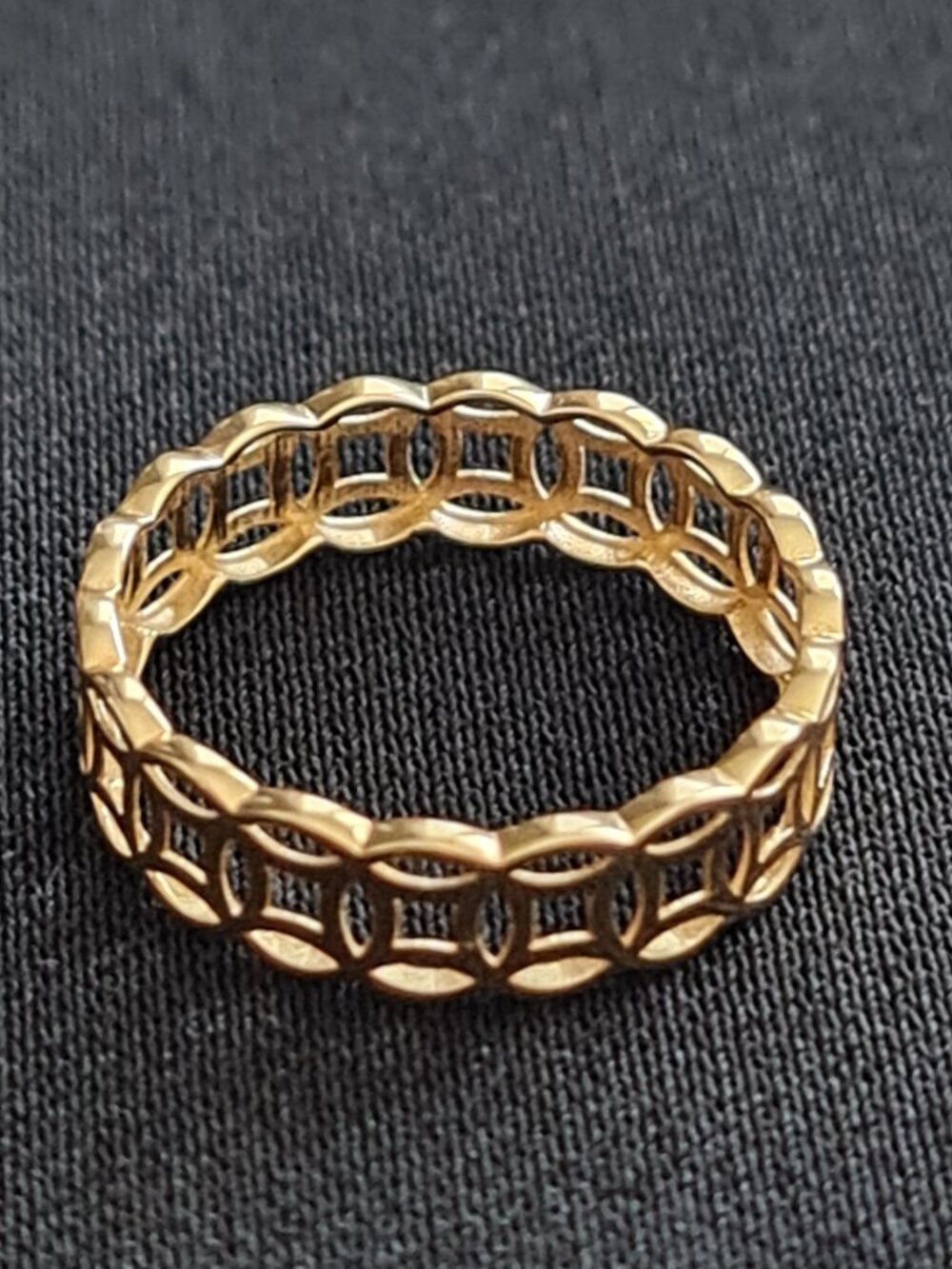 18K Gold Ring - money ring also known as money catcher ring